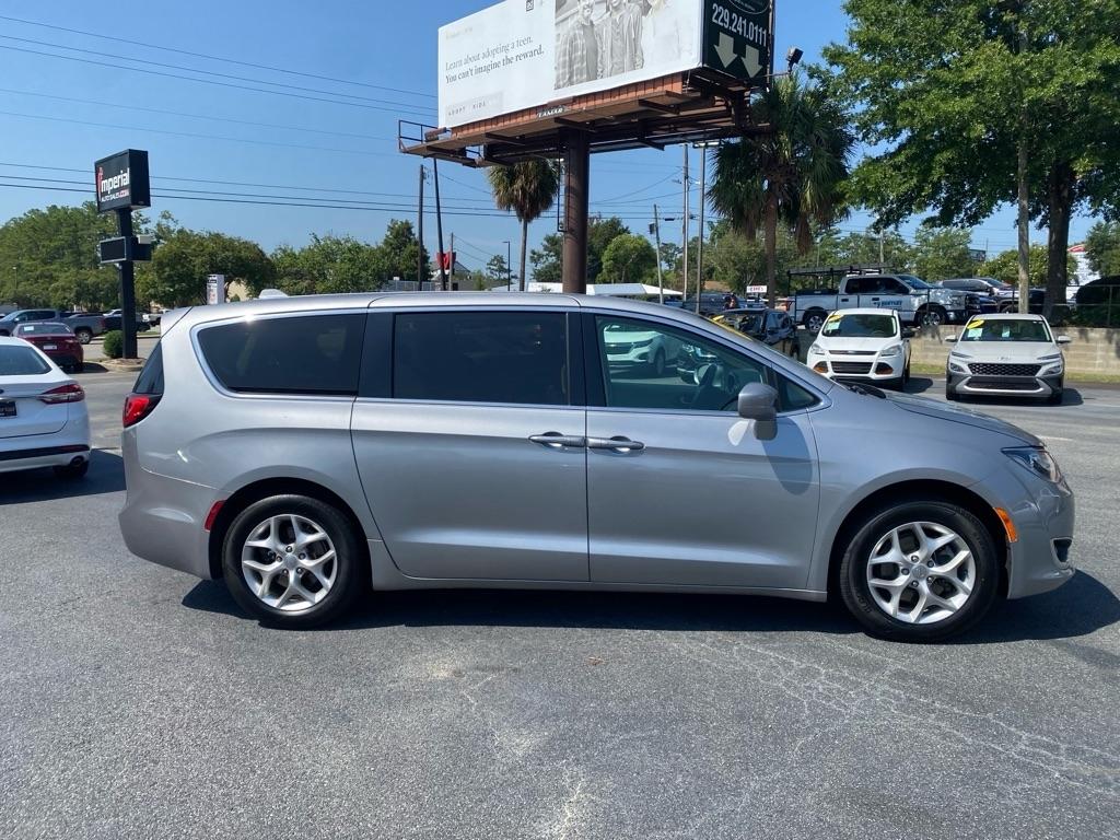 Chrysler Pacifica Touring Plus 2019