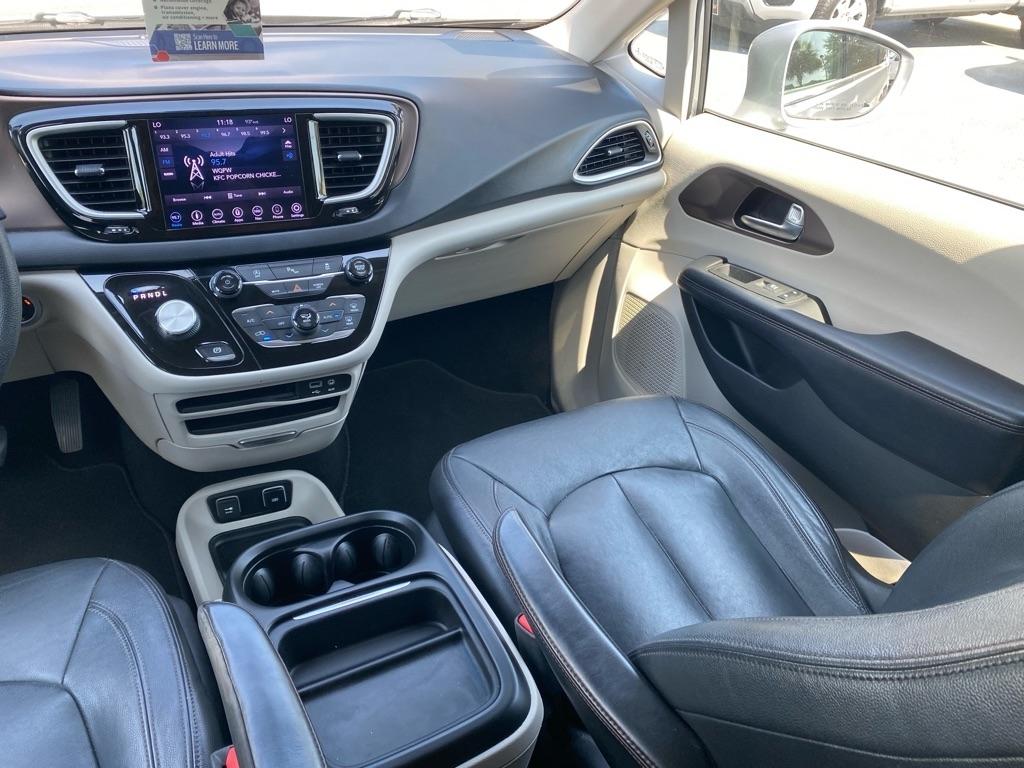 Chrysler Pacifica Touring Plus 2019