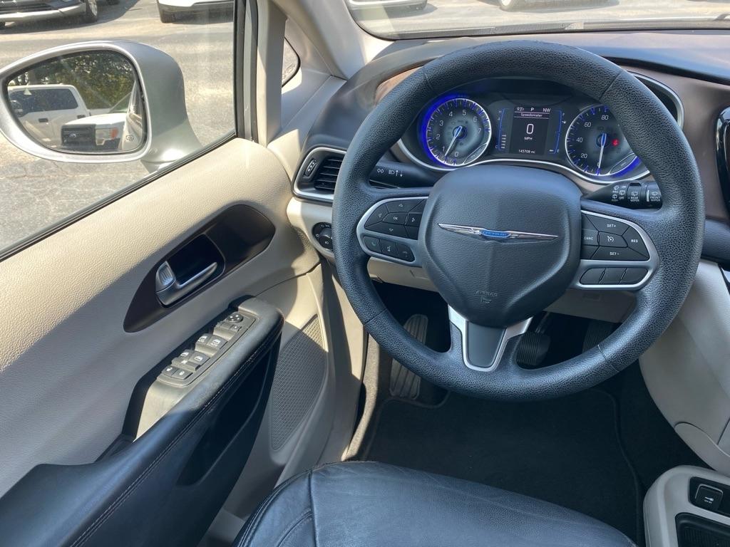Chrysler Pacifica Touring Plus 2019