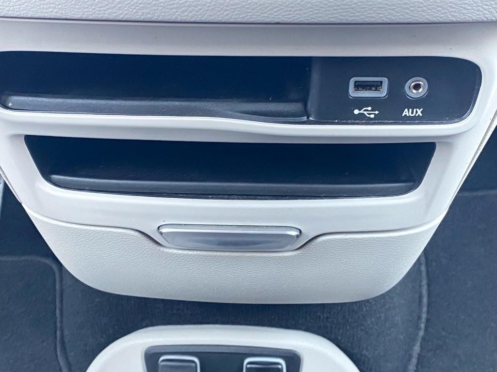 Chrysler Pacifica Touring Plus 2019