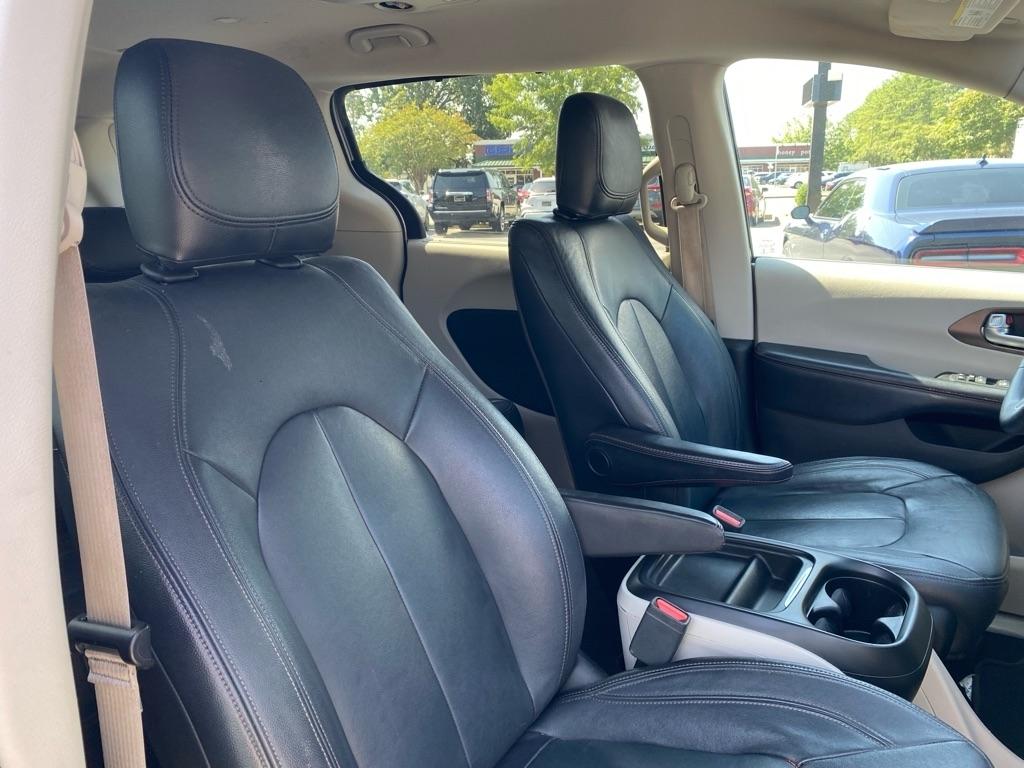Chrysler Pacifica Touring Plus 2019