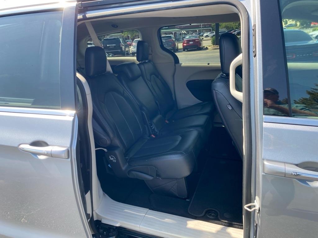 Chrysler Pacifica Touring Plus 2019