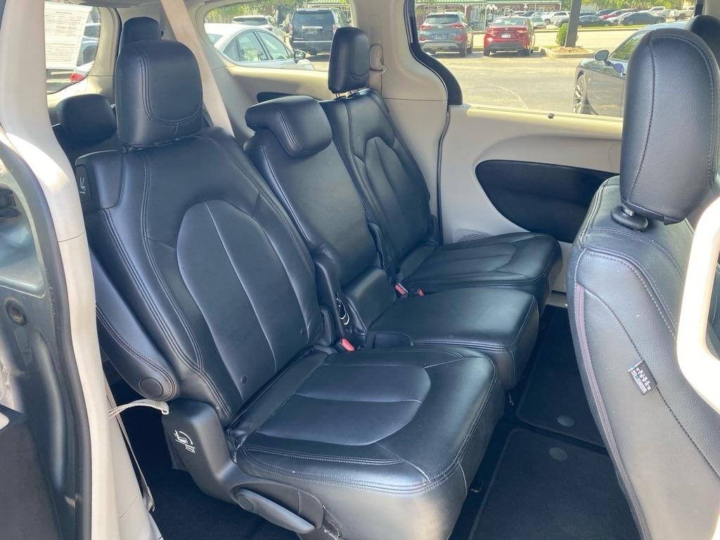 Chrysler Pacifica Touring Plus 2019