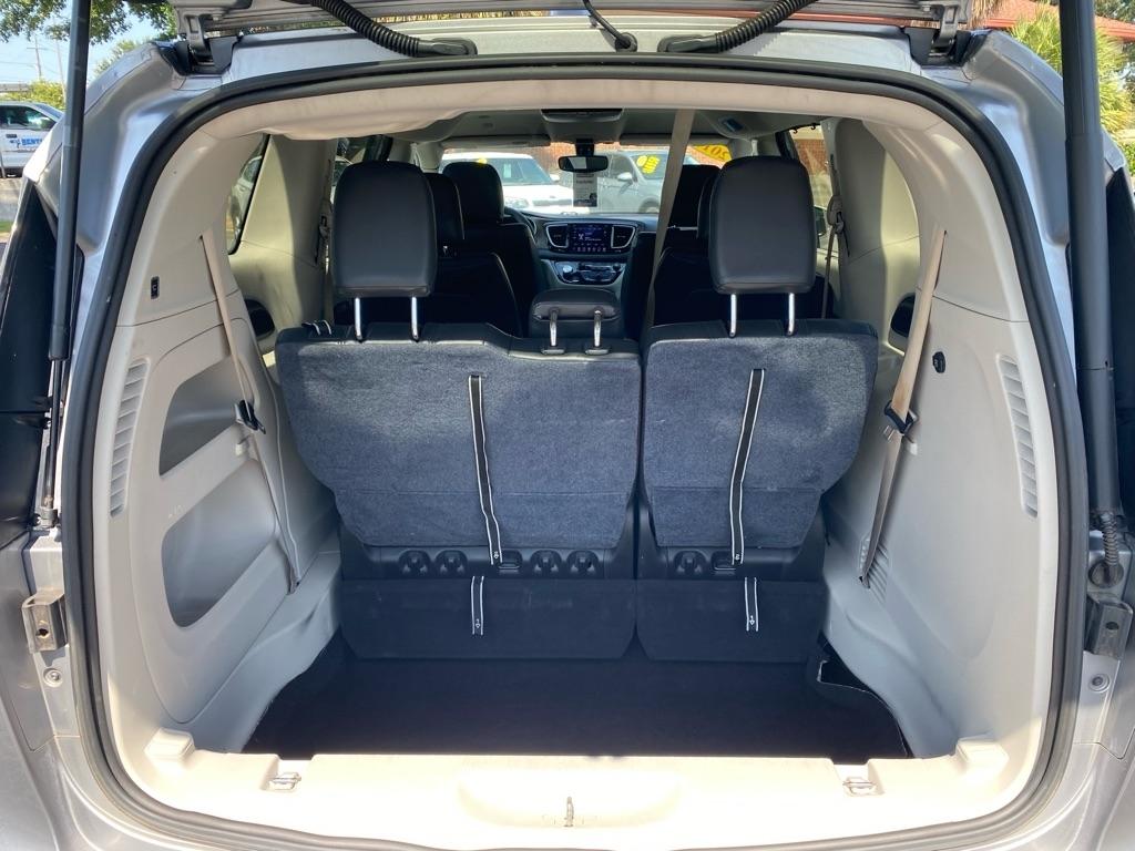 Chrysler Pacifica Touring Plus 2019