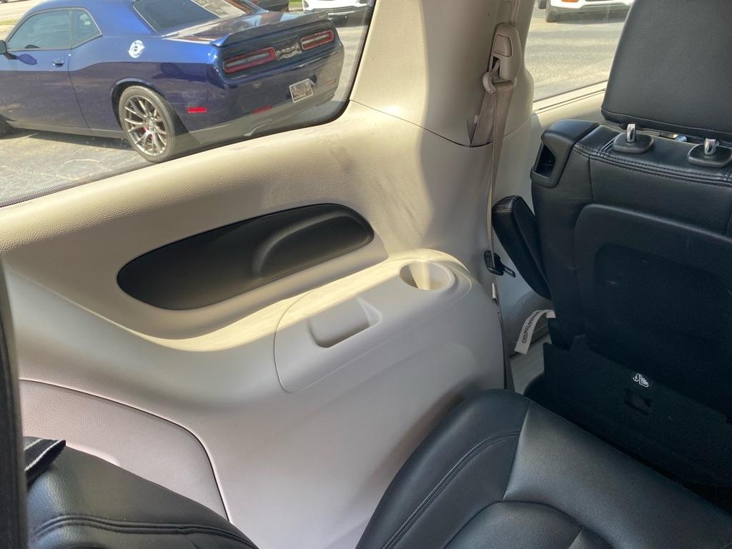 Chrysler Pacifica Touring Plus 2019
