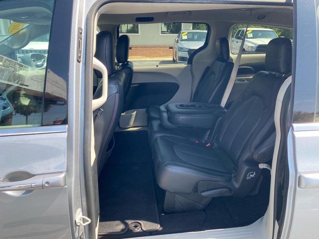 Chrysler Pacifica Touring Plus 2019