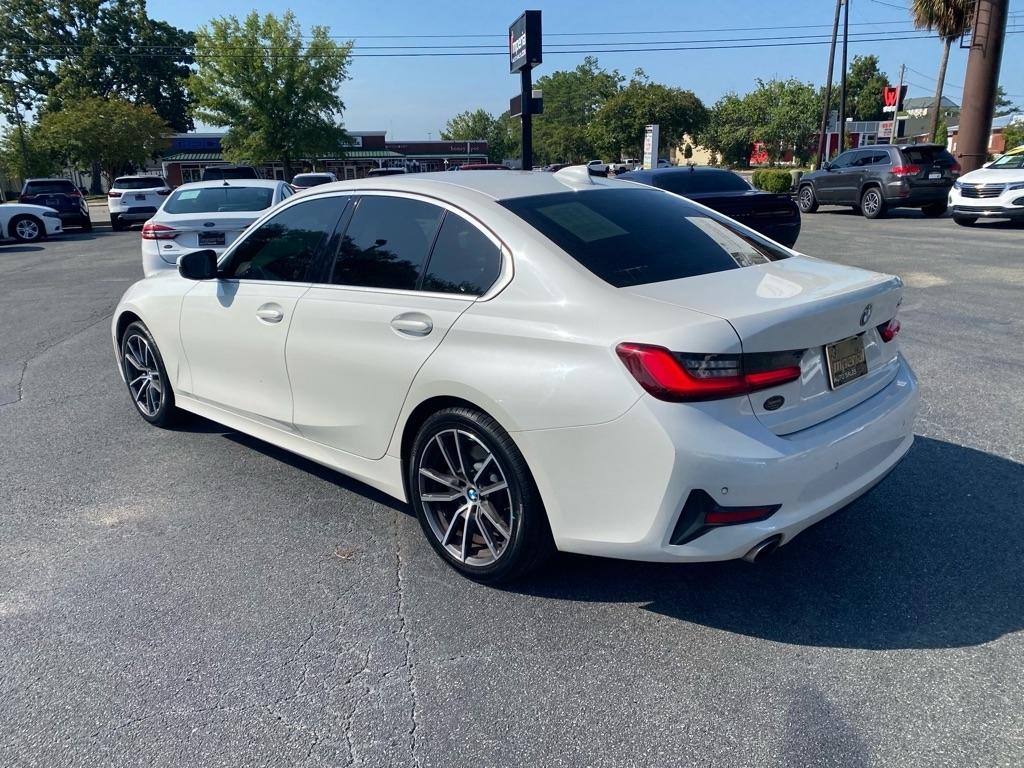 BMW 3-Series  2021