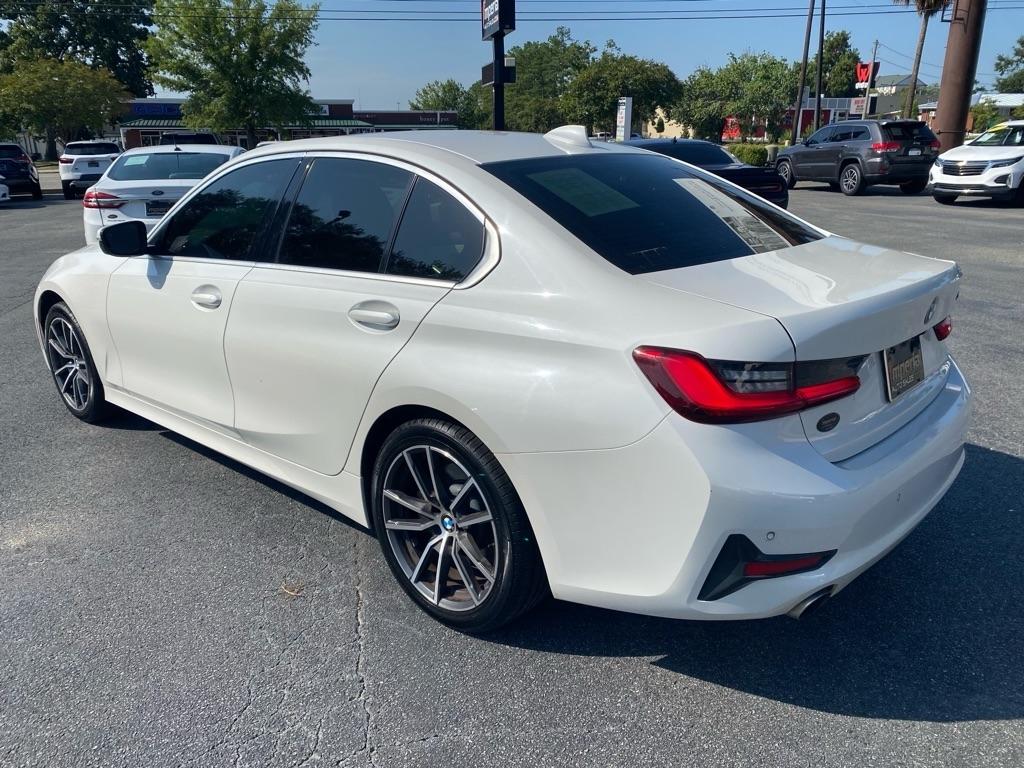 BMW 3-Series  2021