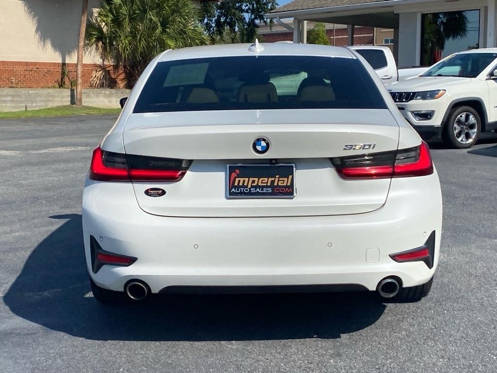 BMW 3-Series  2021