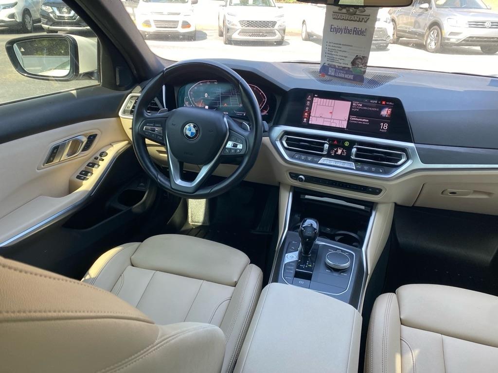 BMW 3-Series  2021