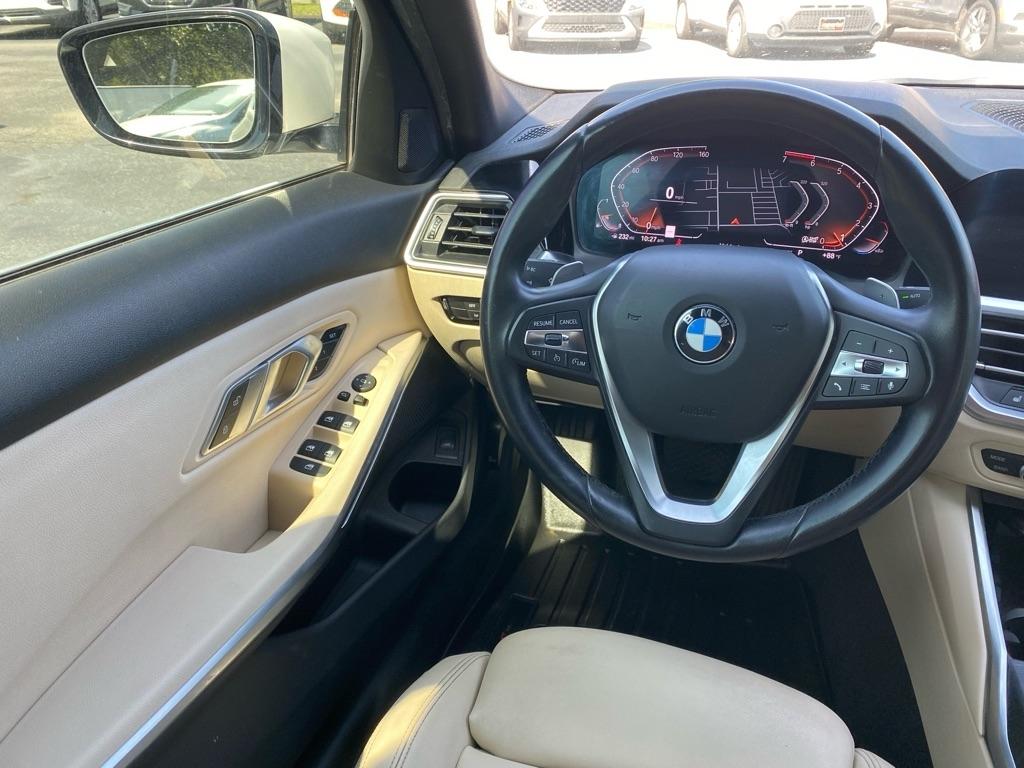 BMW 3-Series  2021