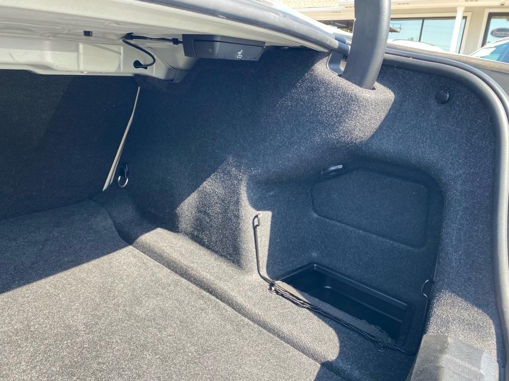 BMW 3-Series  2021