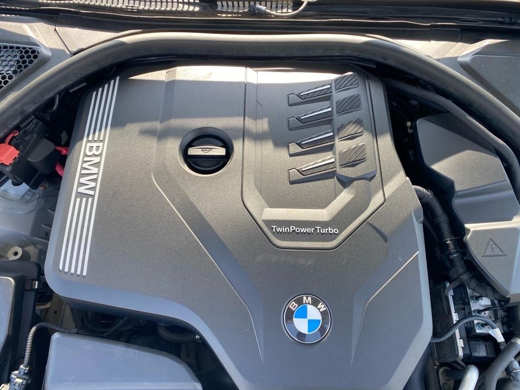 BMW 3-Series  2021