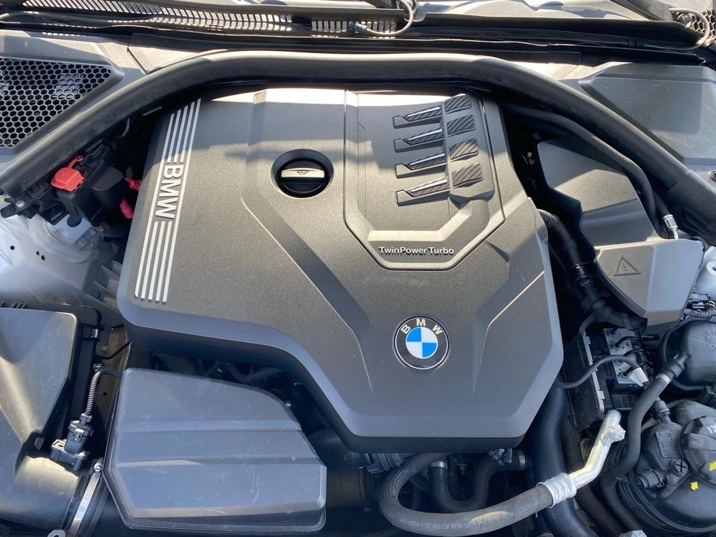BMW 3-Series  2021