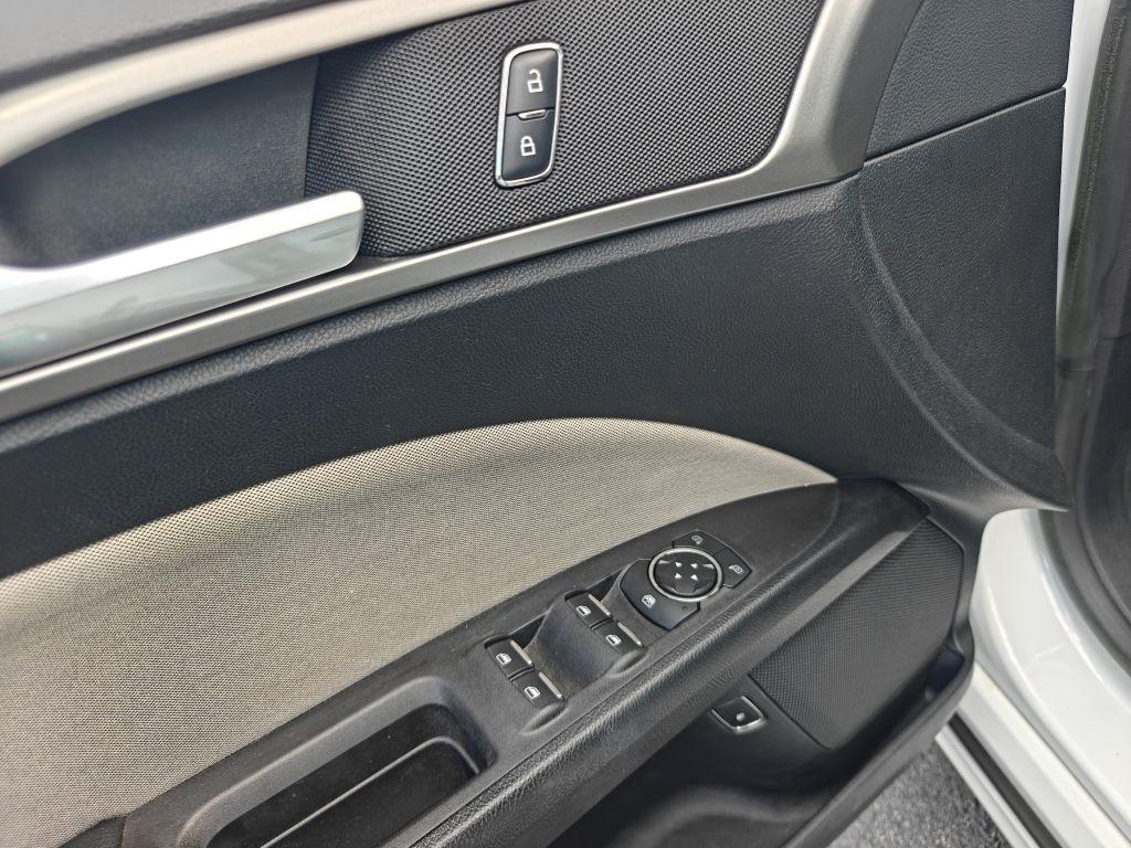 Ford Fusion Hybrid  2018