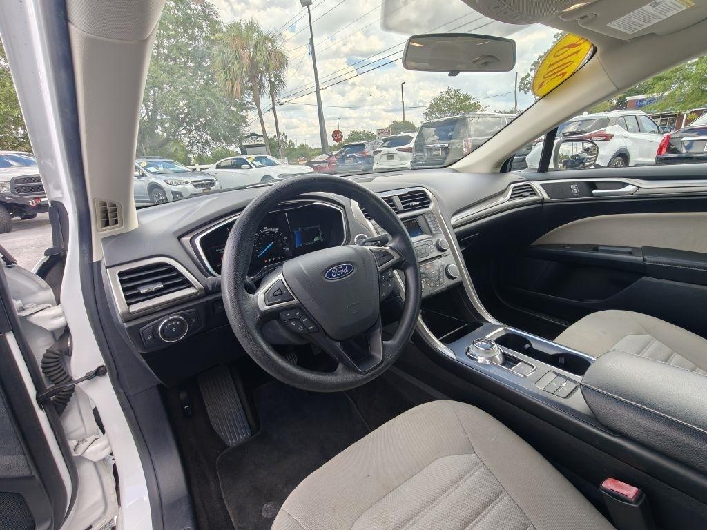 Ford Fusion Hybrid  2018