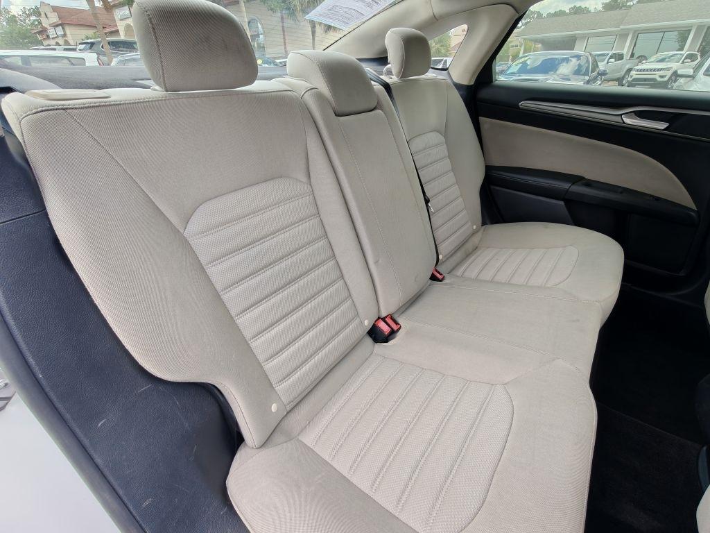 Ford Fusion Hybrid  2018