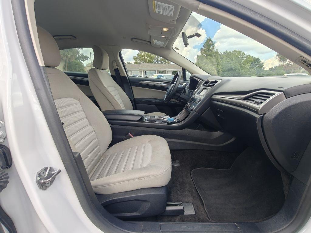 Ford Fusion Hybrid  2018