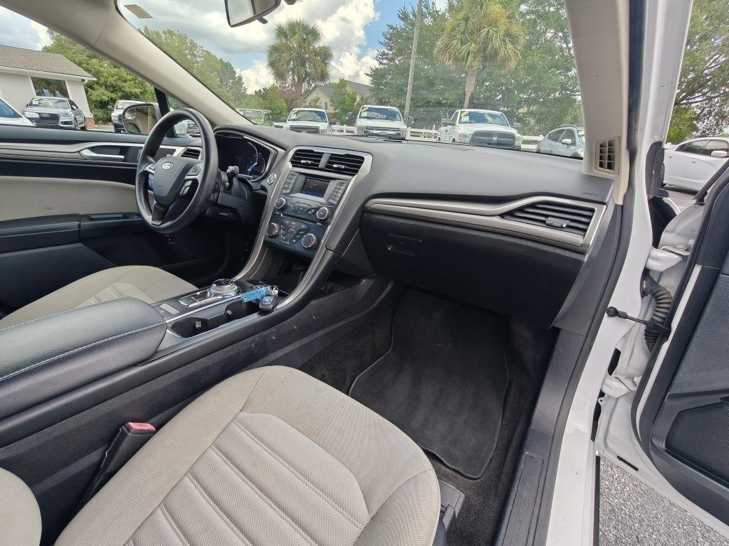 Ford Fusion Hybrid  2018