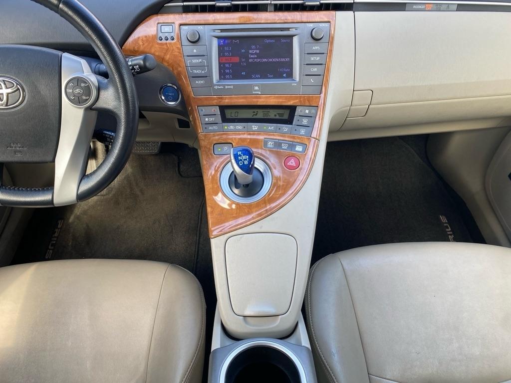 Toyota Prius  2012