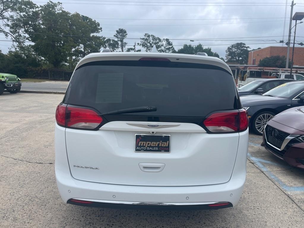 Chrysler Pacifica  2020