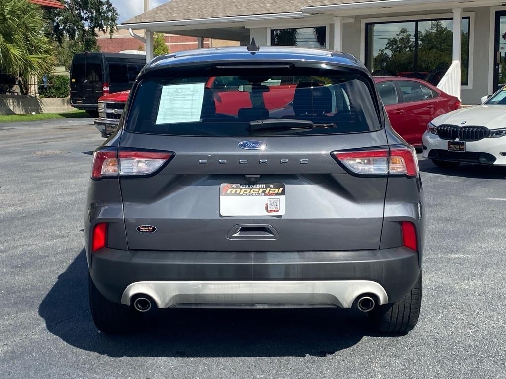 Ford Escape  2021
