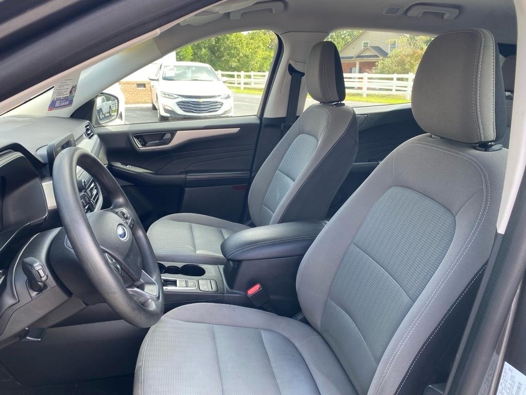 Ford Escape  2021
