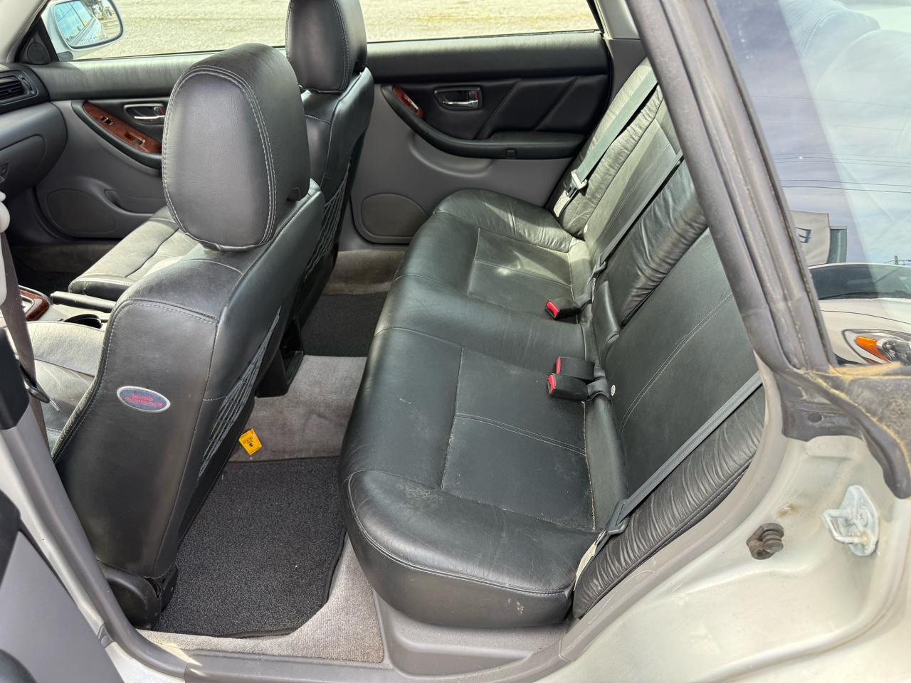 Subaru Outback Limited Sedan 2004