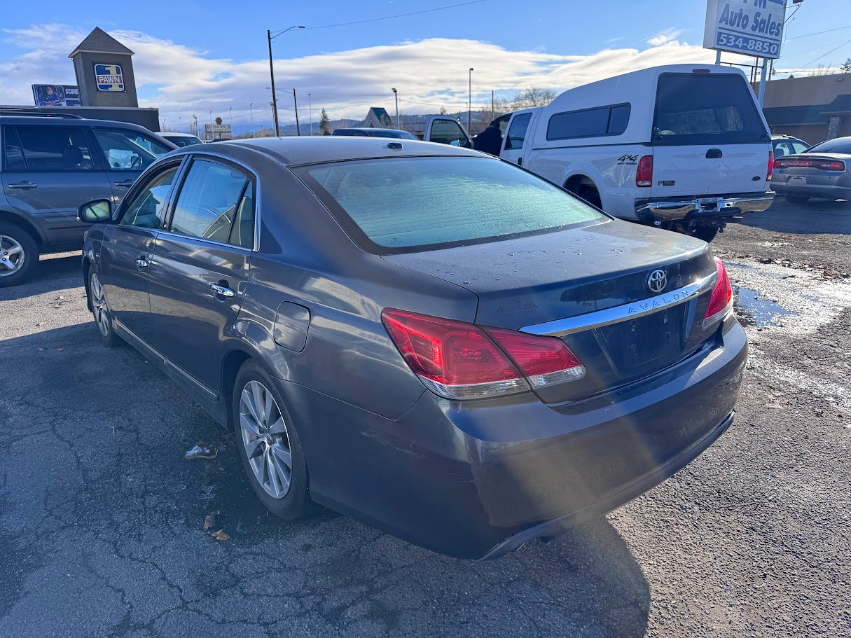 Toyota Avalon Base 2011