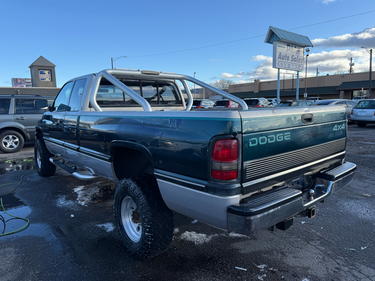 Dodge Ram 2500 ST Club Cab 8-ft. Bed 4WD 1995
