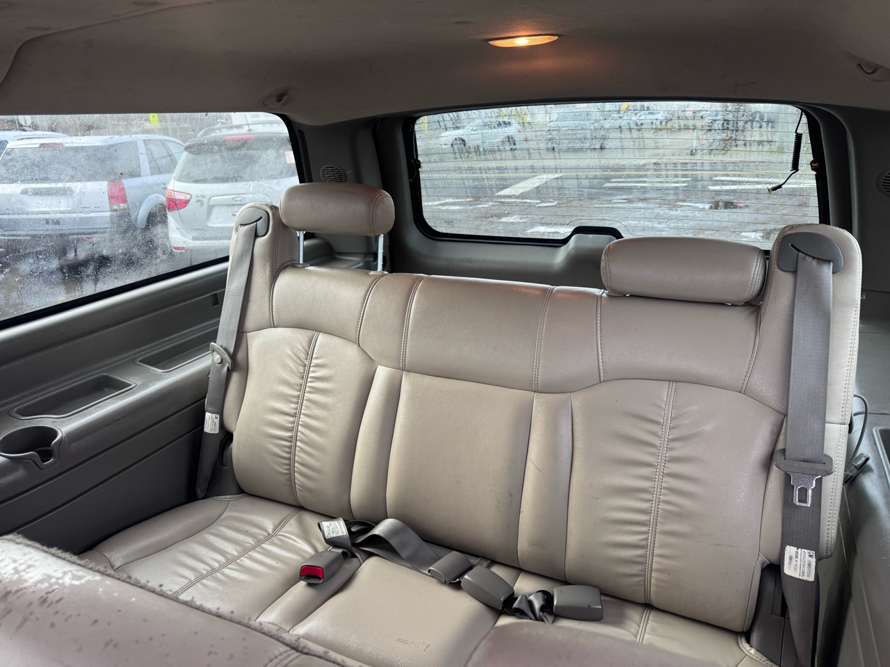 Chevrolet Suburban C1500 2WD 2001