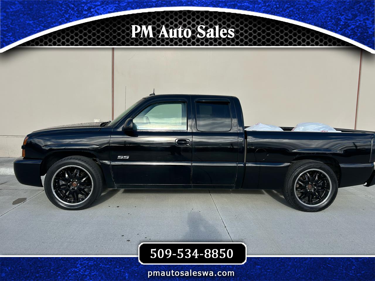 2003 Chevrolet Silverado 1500 SS Ext. Cab Short Bed AWD