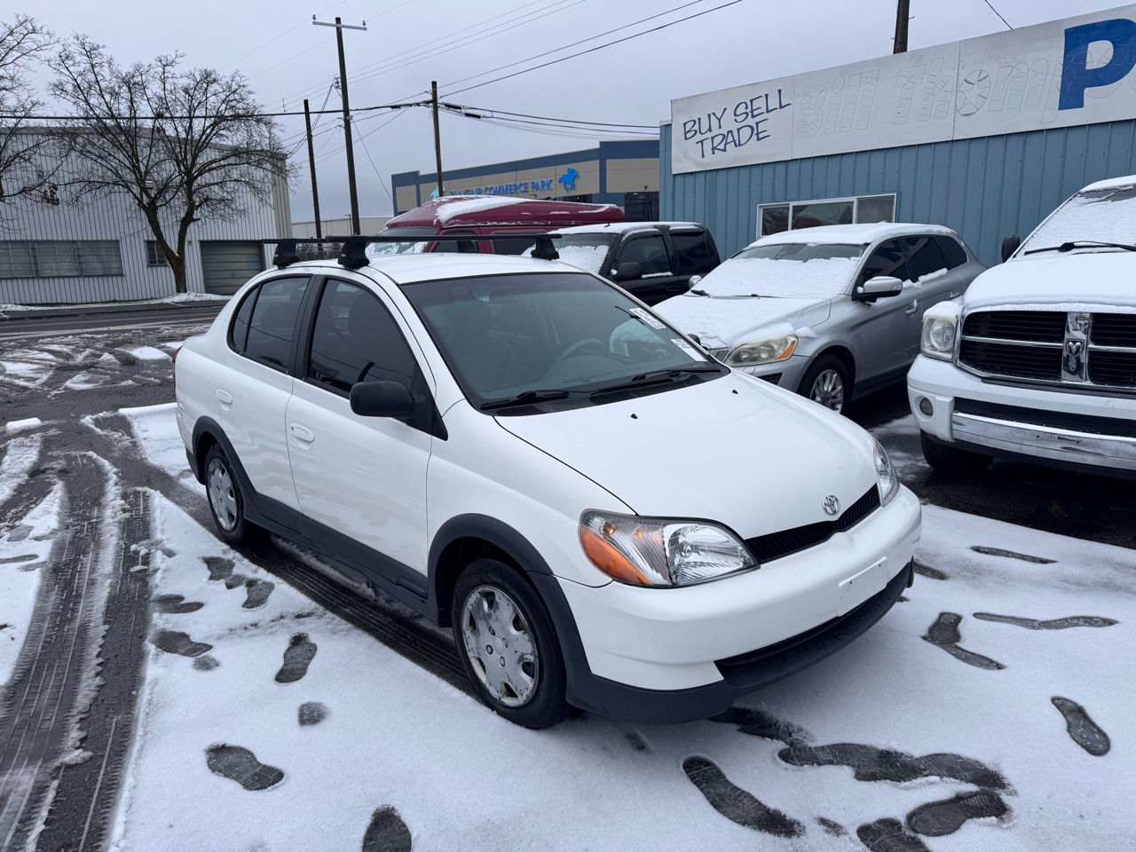 Toyota ECHO 4-Door Sedan 2002