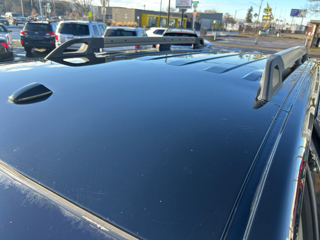 Nissan Pathfinder LE 4WD 2011