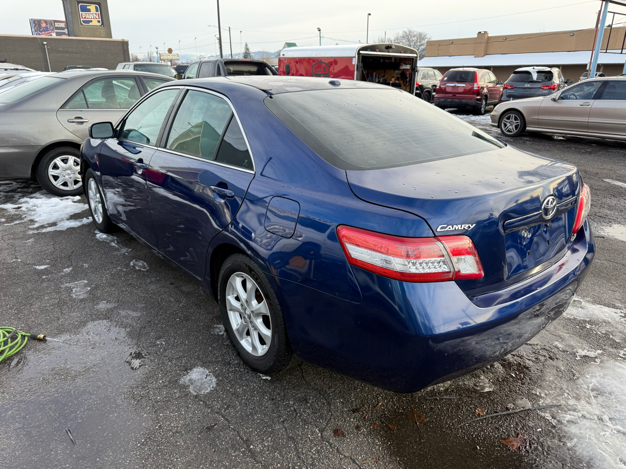 Toyota Camry Base 6-Spd AT 2011