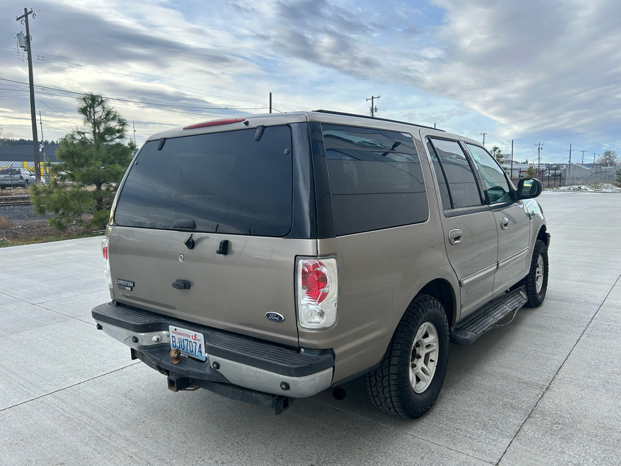 Ford Expedition XLT 4WD 2001