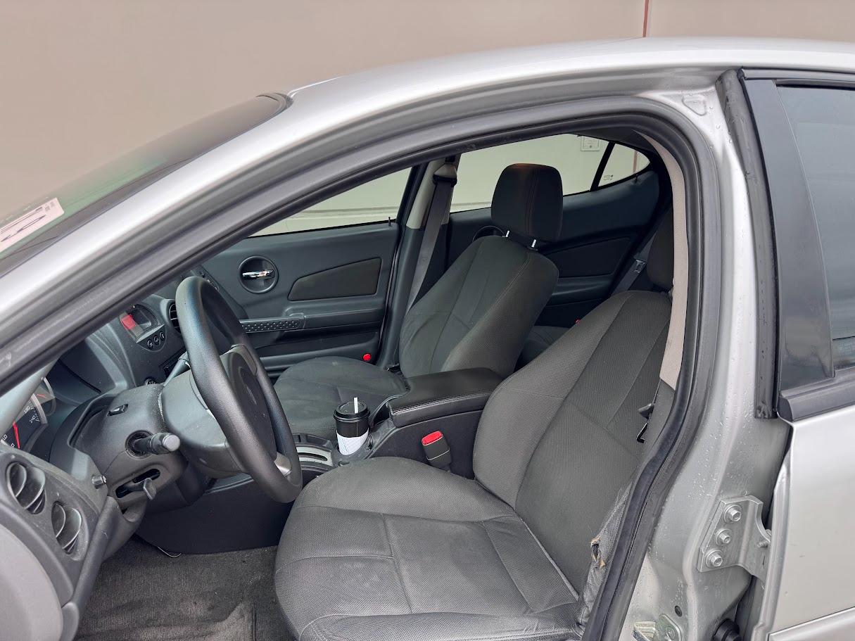 Pontiac Grand Prix Base 2005