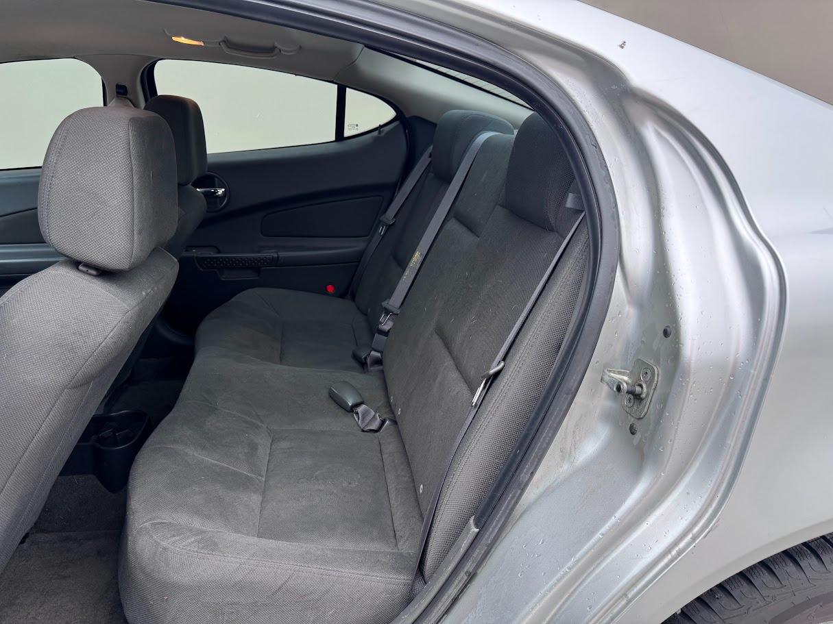 Pontiac Grand Prix Base 2005