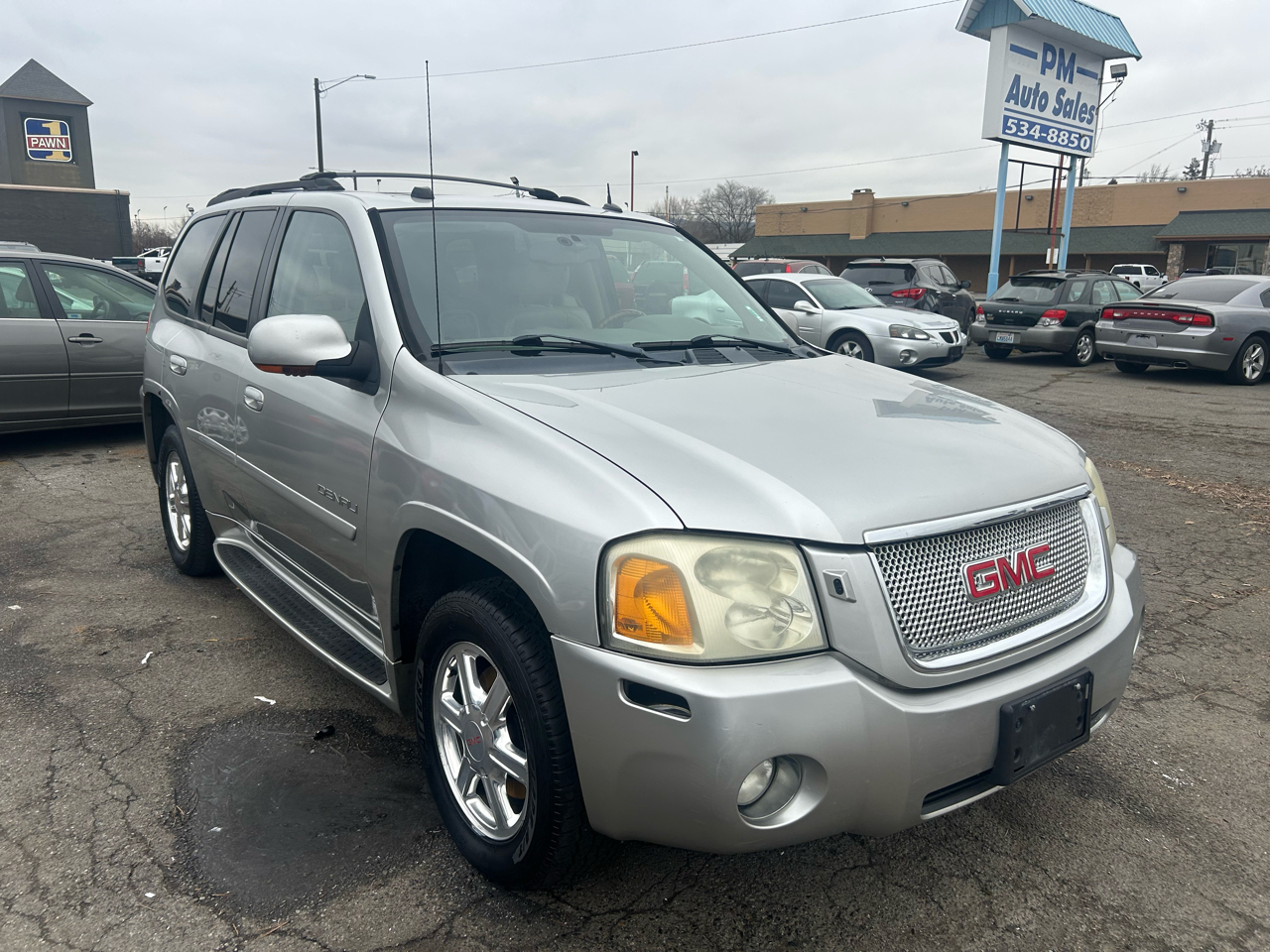 GMC Envoy Denali 4WD 2005