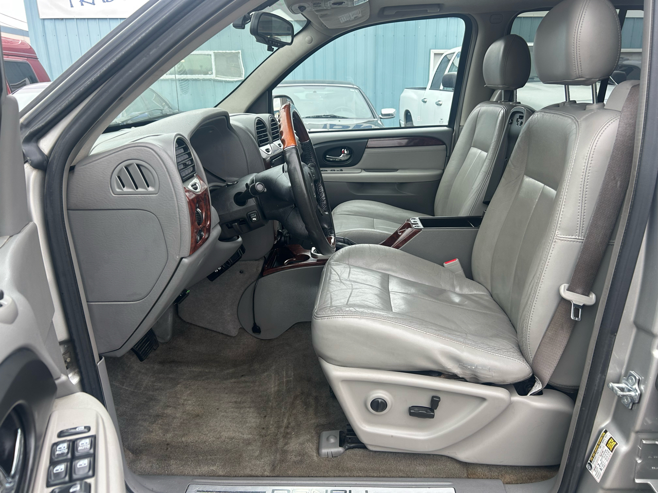 GMC Envoy Denali 4WD 2005