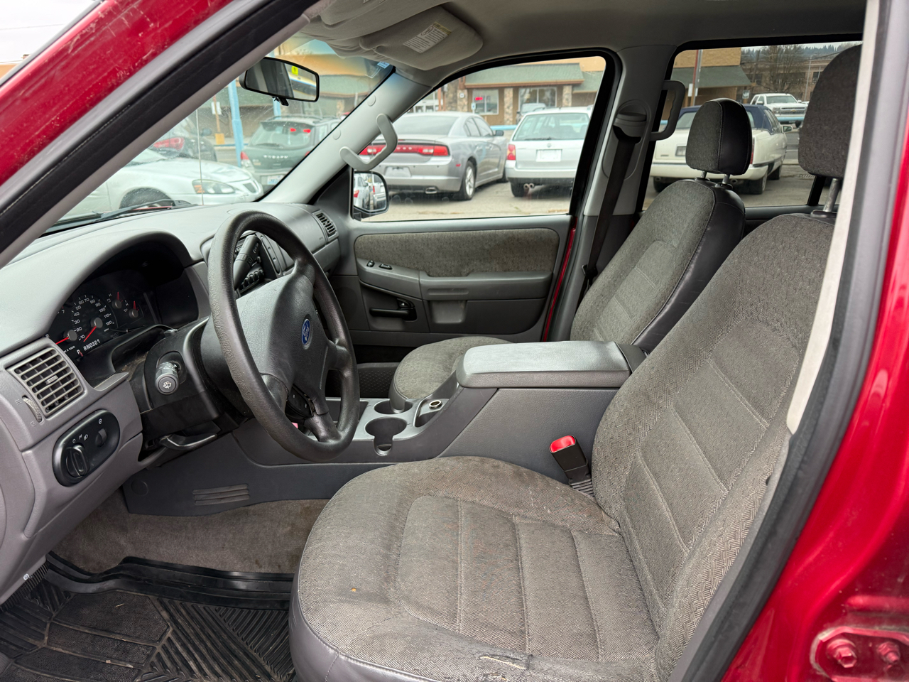 Ford Explorer XLS Sport 4.0L 4WD 2004