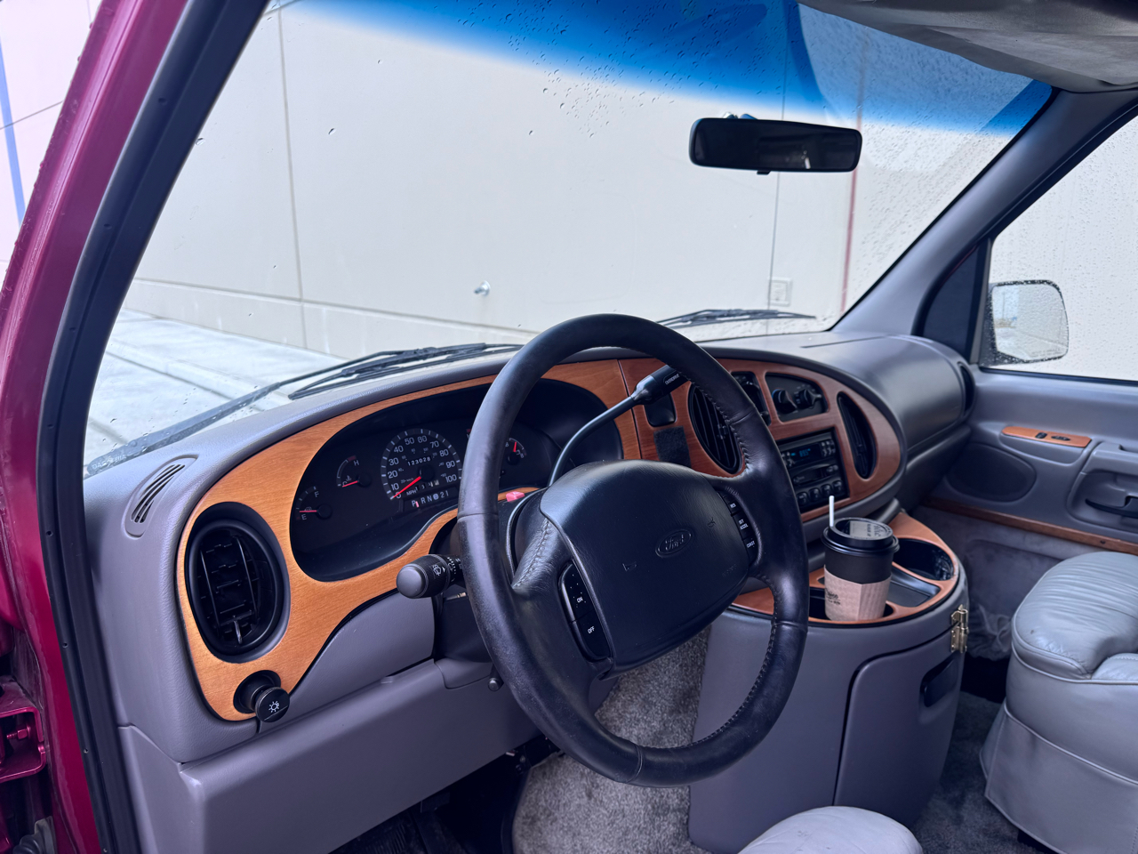 Ford Econoline E150 1997