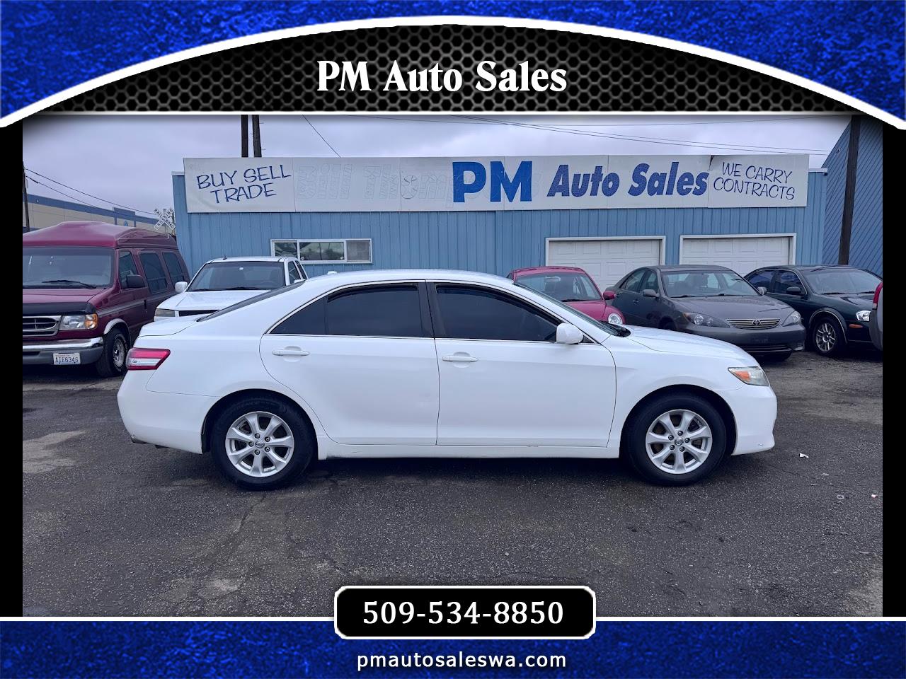 Toyota Camry Base 6-Spd AT 2011