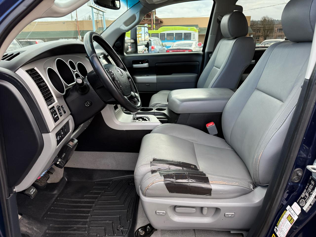 Toyota Tundra Limited CrewMax 6AT 4WD 2007