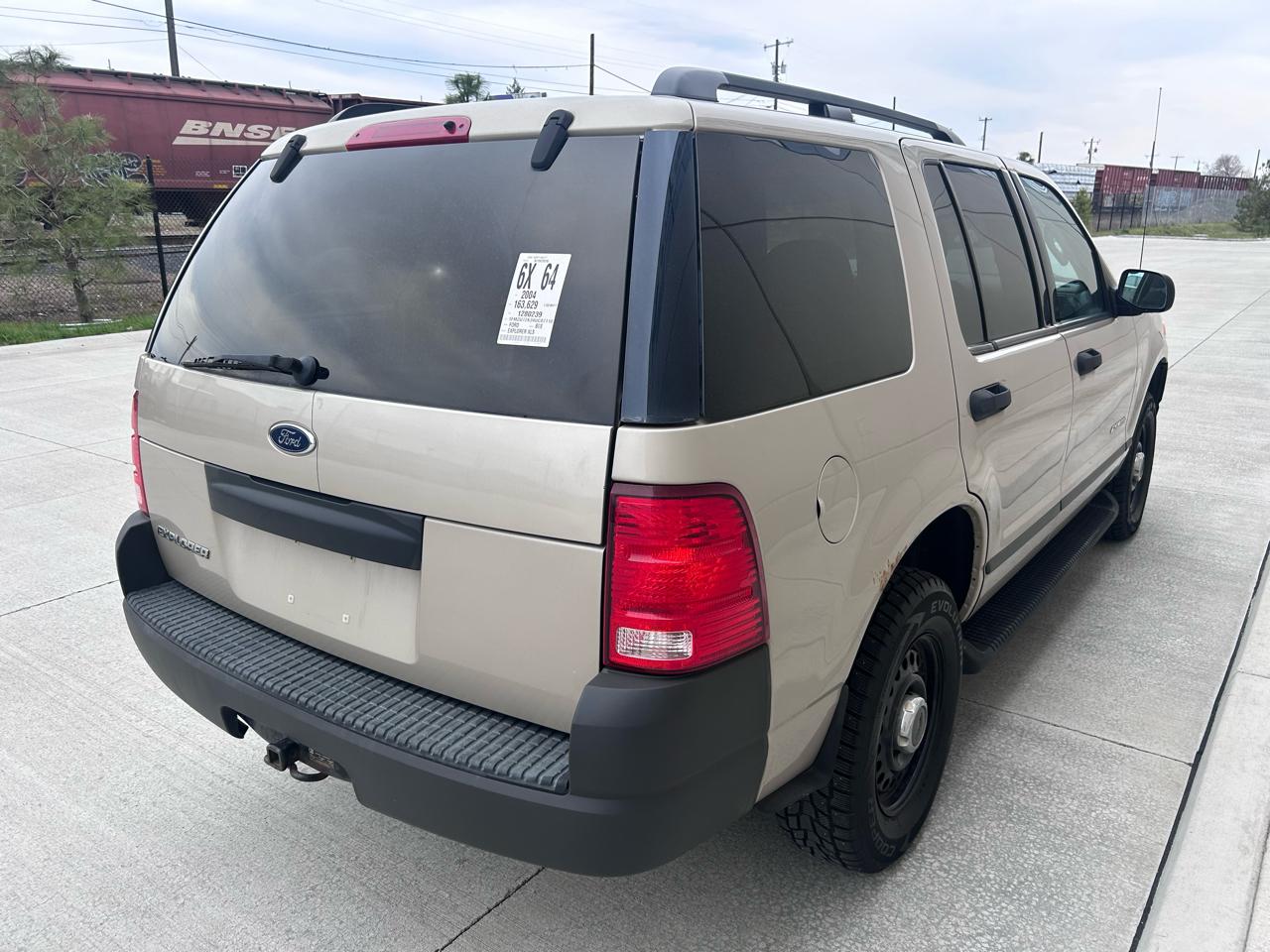 Ford Explorer XLS Sport 4.0L 4WD 2004