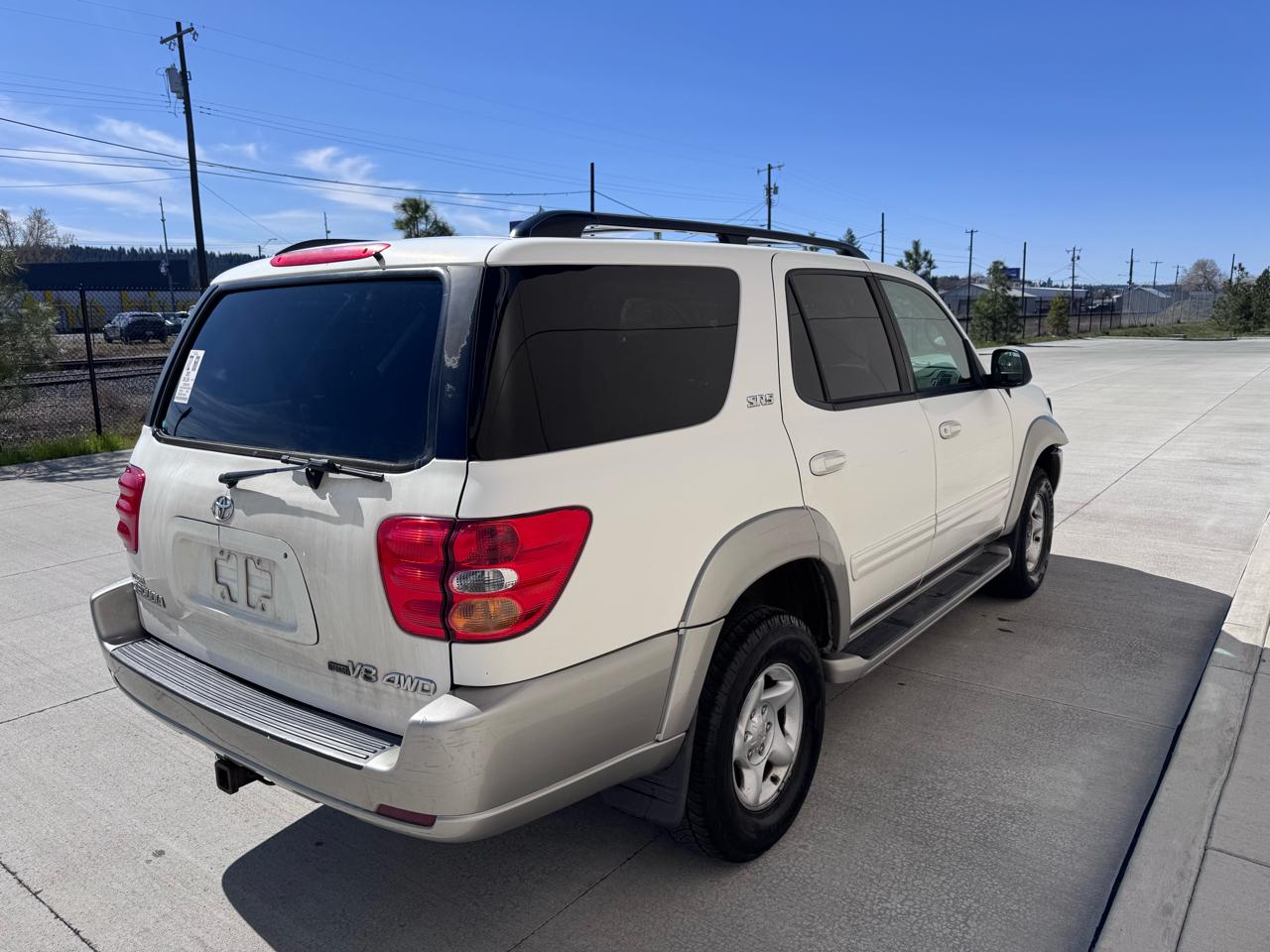 Toyota Sequoia SR5 4WD 2002