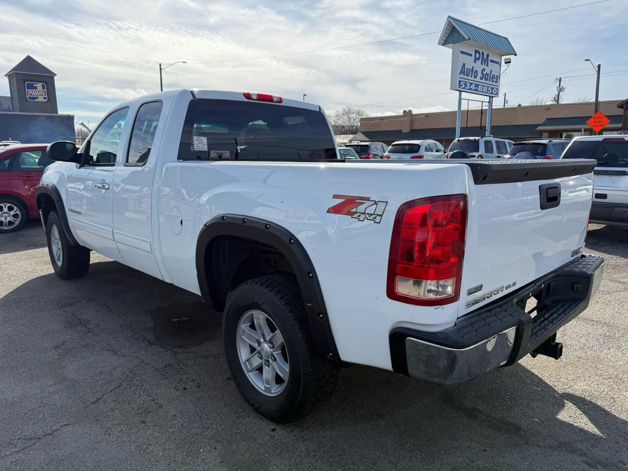 GMC Sierra 1500 SLE Ext. Cab 4WD 2011