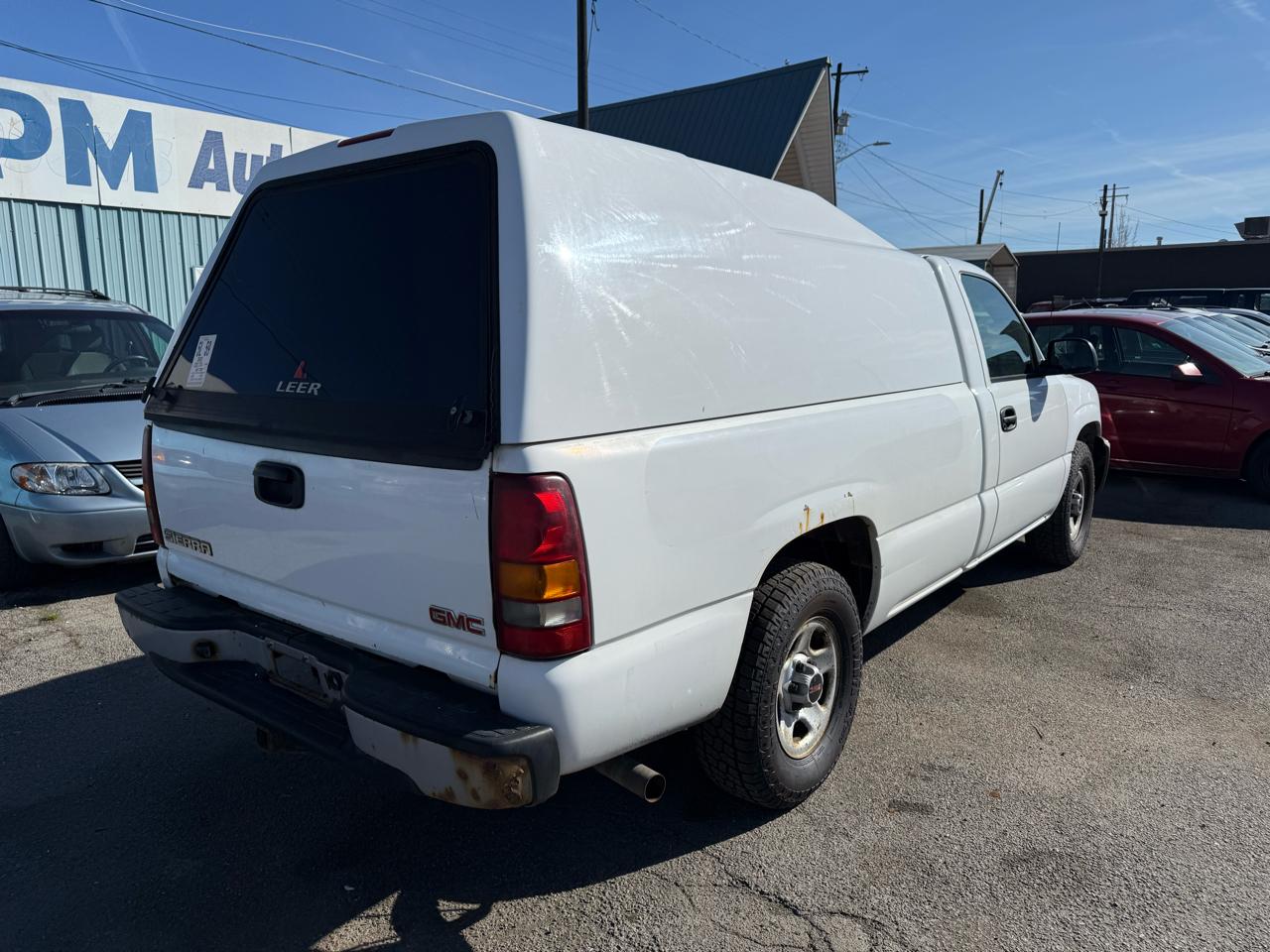 GMC Sierra 1500 Work Truck Long Bed 2WD 2003