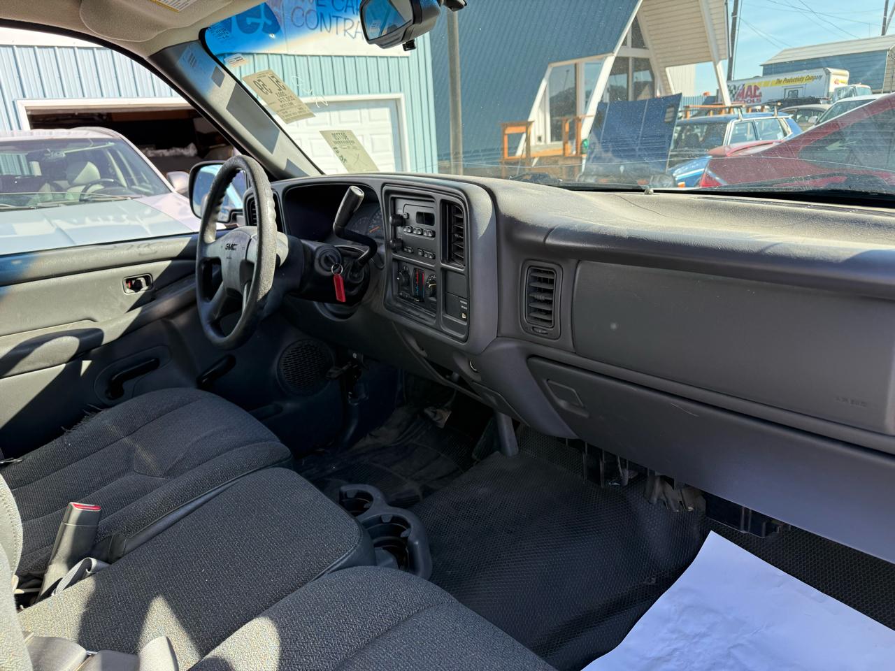 GMC Sierra 1500 Work Truck Long Bed 2WD 2003