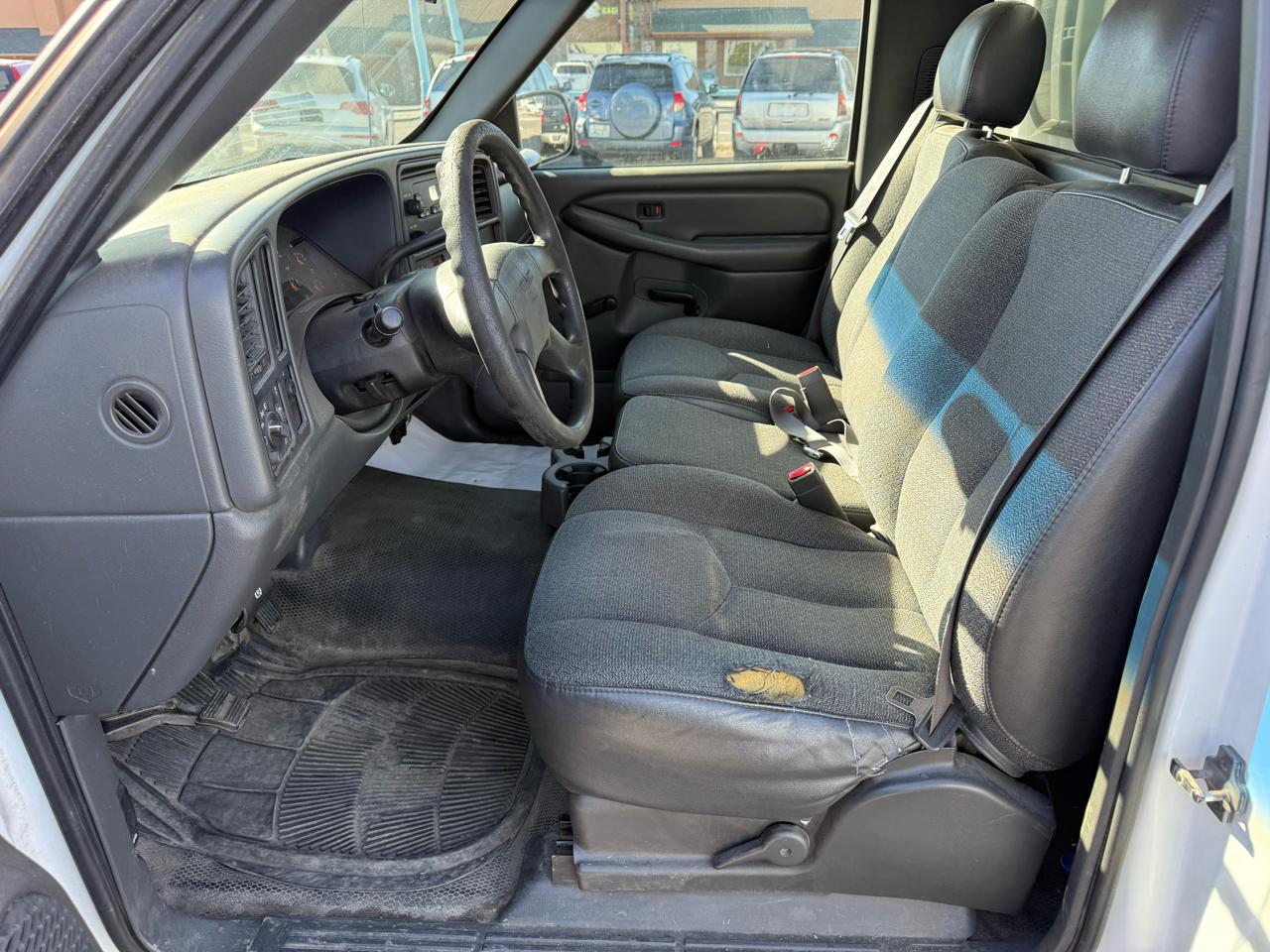 GMC Sierra 1500 Work Truck Long Bed 2WD 2003